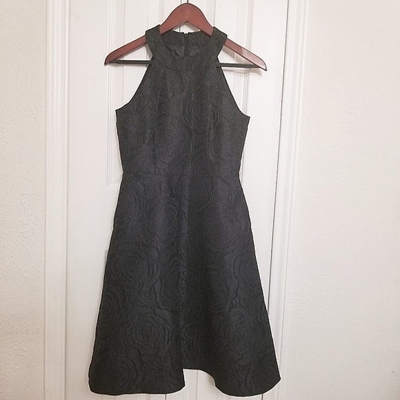 Calvin Klein, Formal, Brocade, Halter, Fit and Fla - Picture 6 of 6